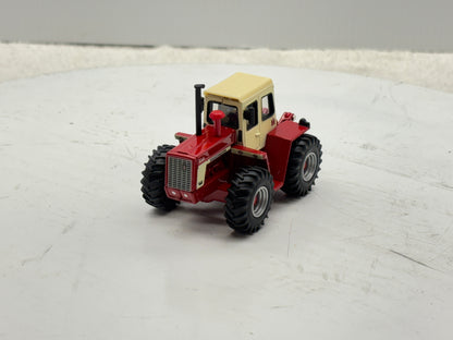 1/64 International 4166