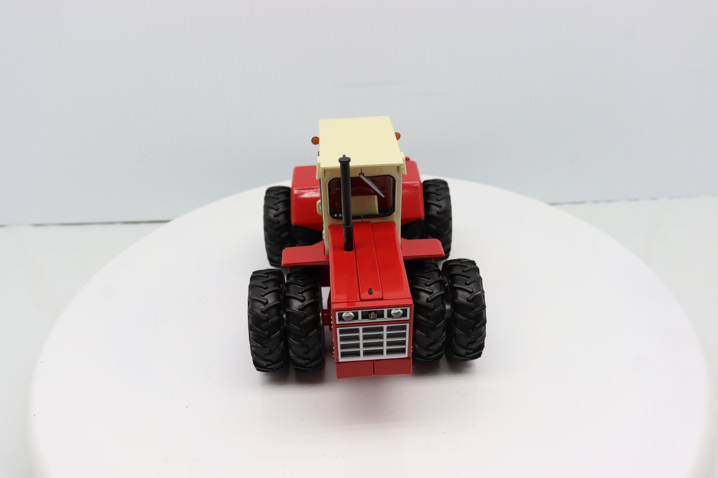 1/32 International 4366