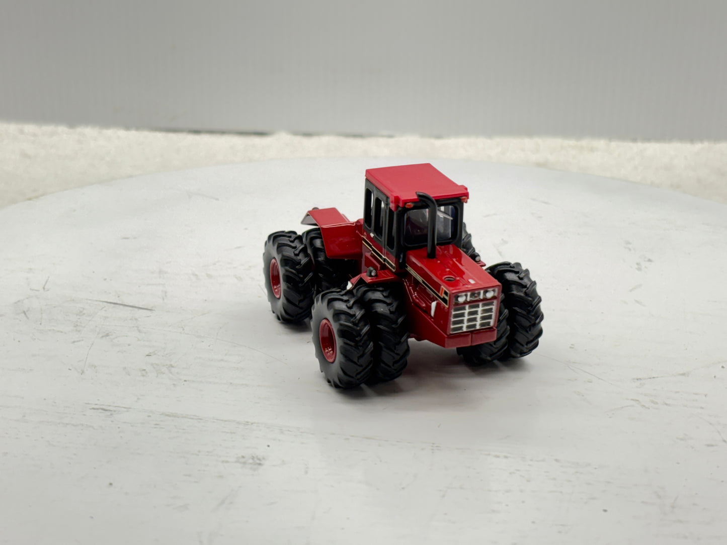 1/64 International 4586