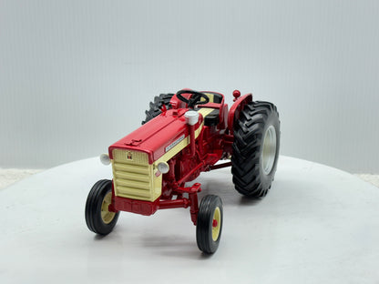 1/16 International 460 Utility