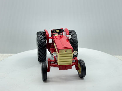1/16 International 460 Utility