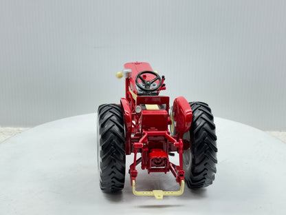 1/16 International 460 Utility