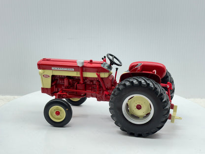1/16 International 460 Utility