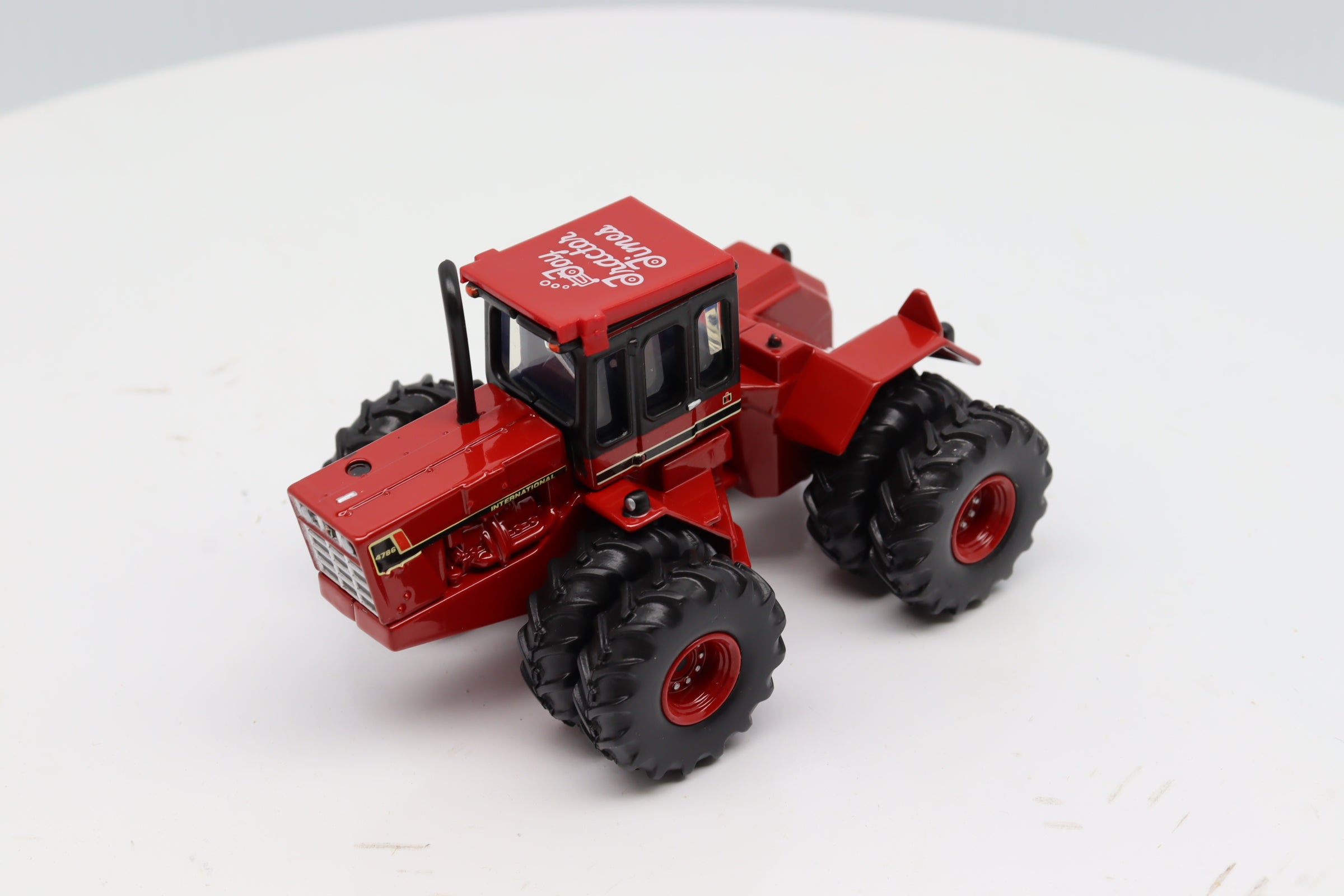 1/64 International 4786