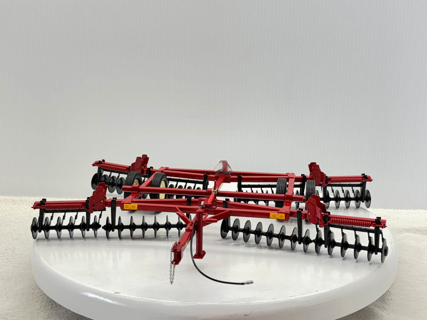 1/16 International 480 Custom
