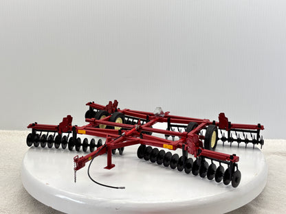 1/16 International 480 Custom