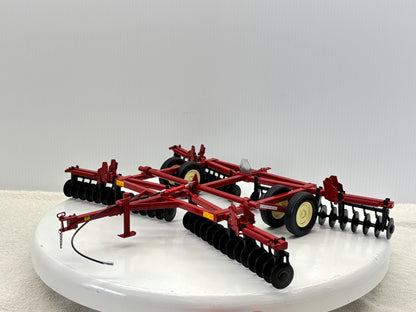 1/16 International 480 Custom