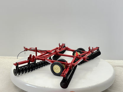 1/16 International 480 Custom