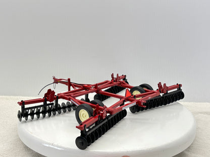 1/16 International 480 Custom