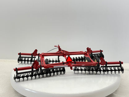 1/16 International 480 Custom