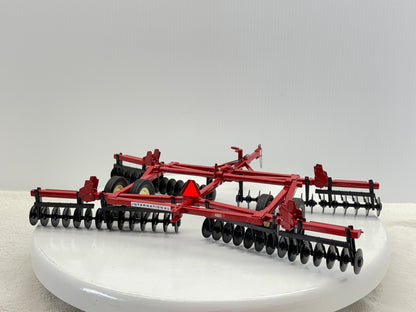 1/16 International 480 Custom
