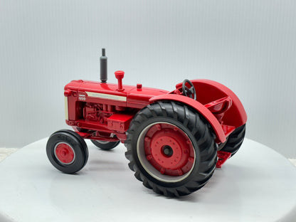 1/16 International 650