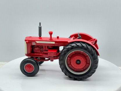 1/16 International 650