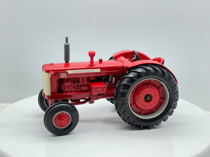 1/16 International 650