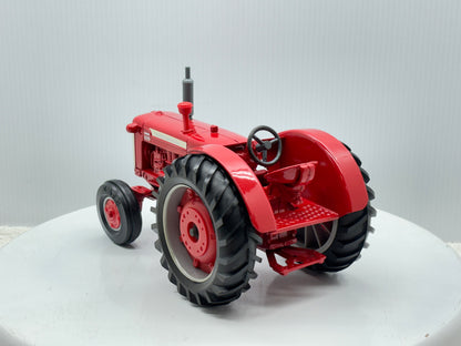 1/16 International 650
