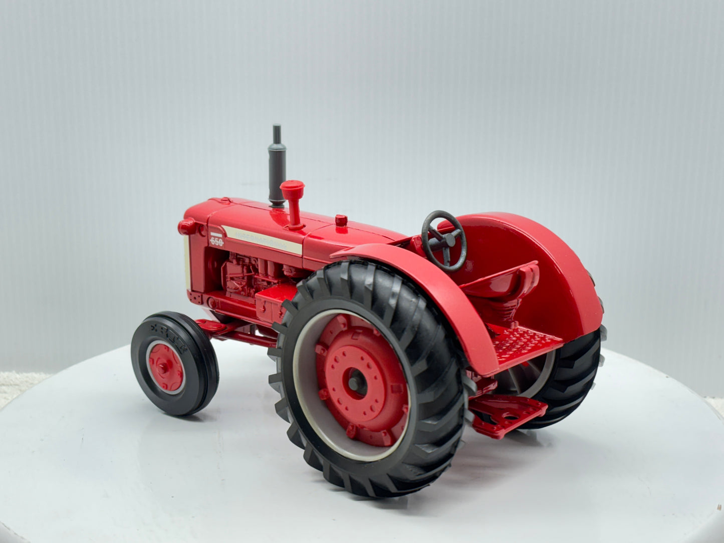 1/16 International 650