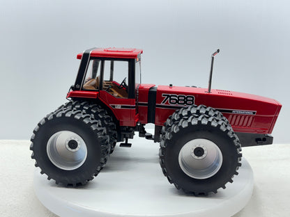 1/16 International 7688
