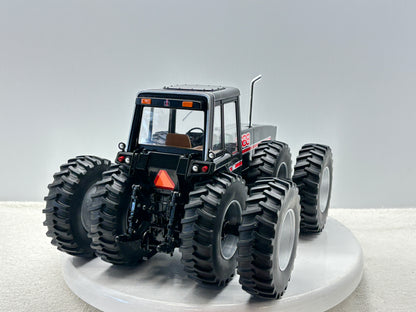 1/16 International 7688 Black