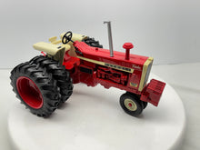 1/16 International Farmall 1206 Turbo