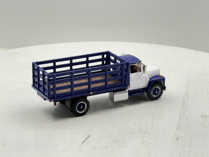 1/64 International Loadster Purple Stake