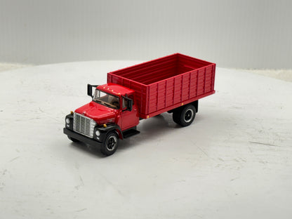 1/64 International Loadstar Red