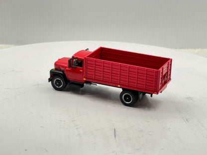 1/64 International Loadstar Red