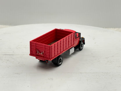 1/64 International Loadstar Red