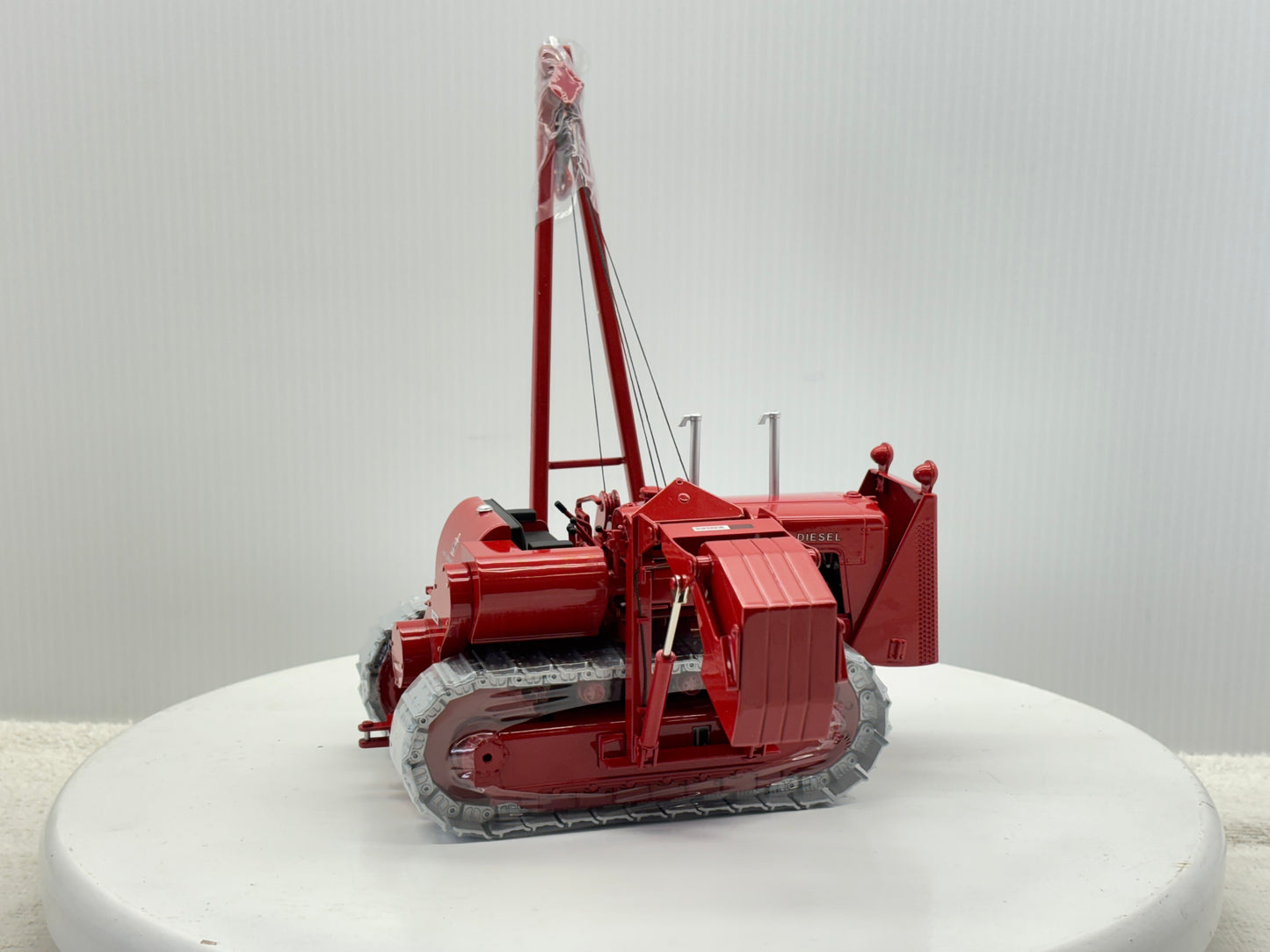 1/25 International TD-24 Pipe Layer
