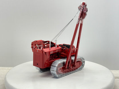 1/25 International TD-24 Pipe Layer