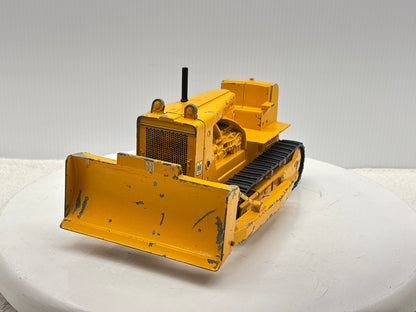 1/16 International TD-25 Crawler
