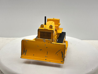 1/16 International TD-25 Crawler