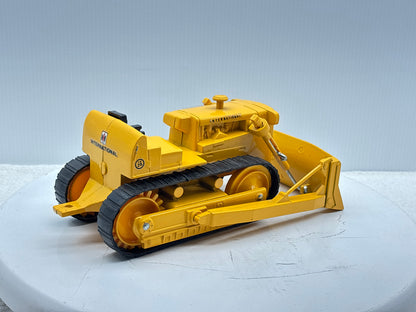 1/16 International TD-25 Crawler