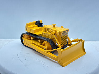 1/16 International TD-25 Crawler