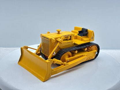 1/16 International TD-25 Crawler