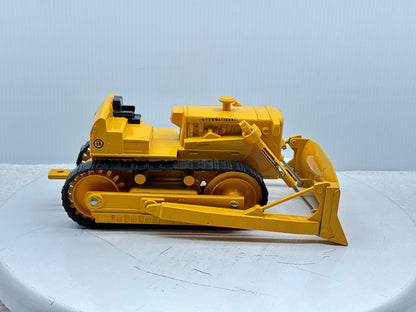 1/16 International TD-25 Crawler