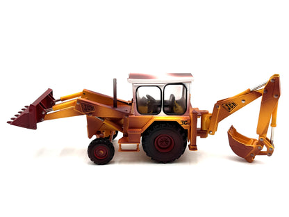 1/32 JCB 3C Mark III Backhoe Loader