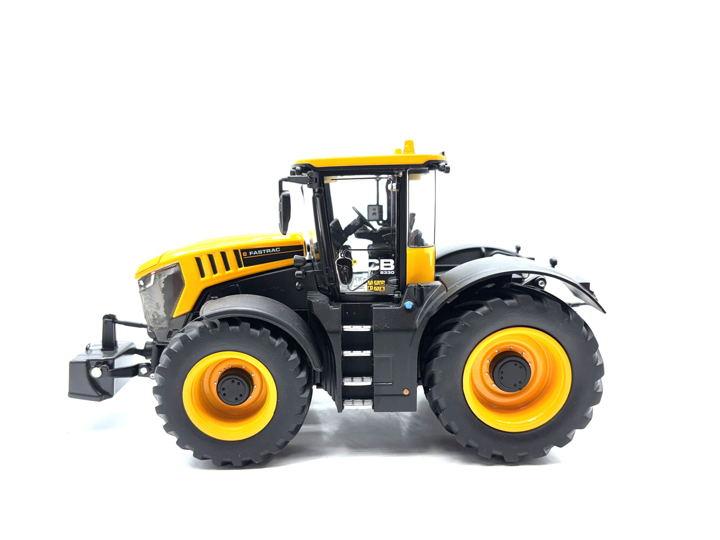 1/32 JCB Fastrac 8330