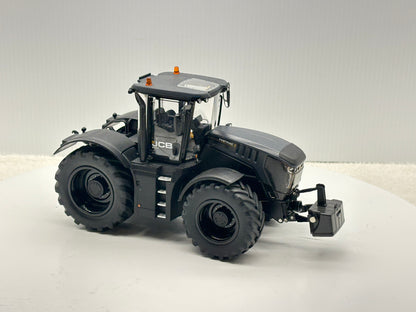 1/32 JCB 8330 Black Stealth
