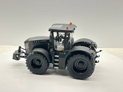1/32 JCB 8330 Black Stealth