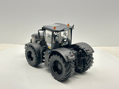 1/32 JCB 8330 Black Stealth