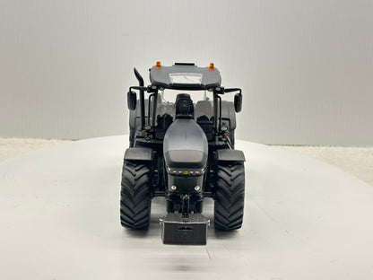 1/32 JCB 8330 Black Stealth