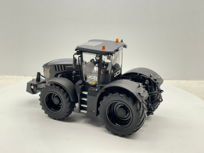 1/32 JCB 8330 Black Stealth