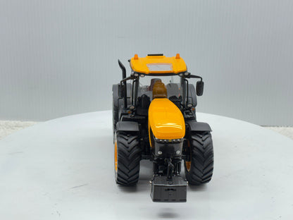 1/32 JCB Fastrac 8330