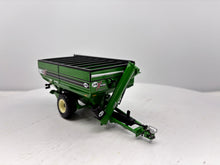 1/64 J&M 1112 X-Tend Tandem Grain Cart Green