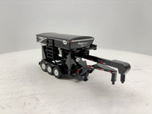 1/64 J&M LC390 Bulk Seed Tender Black