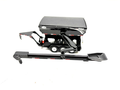 1/64 J&M LC390 Bulk Seed Tender Black