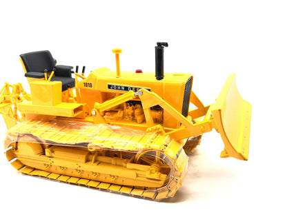 1/16 John Deere 1010