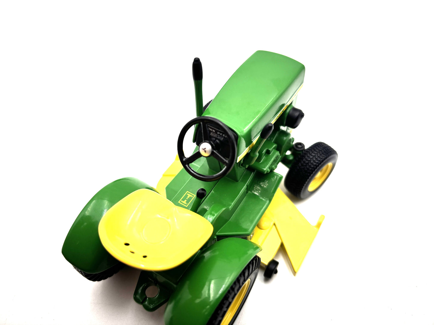 1/16 John Deere 110-X394 Garden Tractor Set