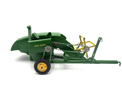 1/16 John Deere 12A Clipper (Carter)
