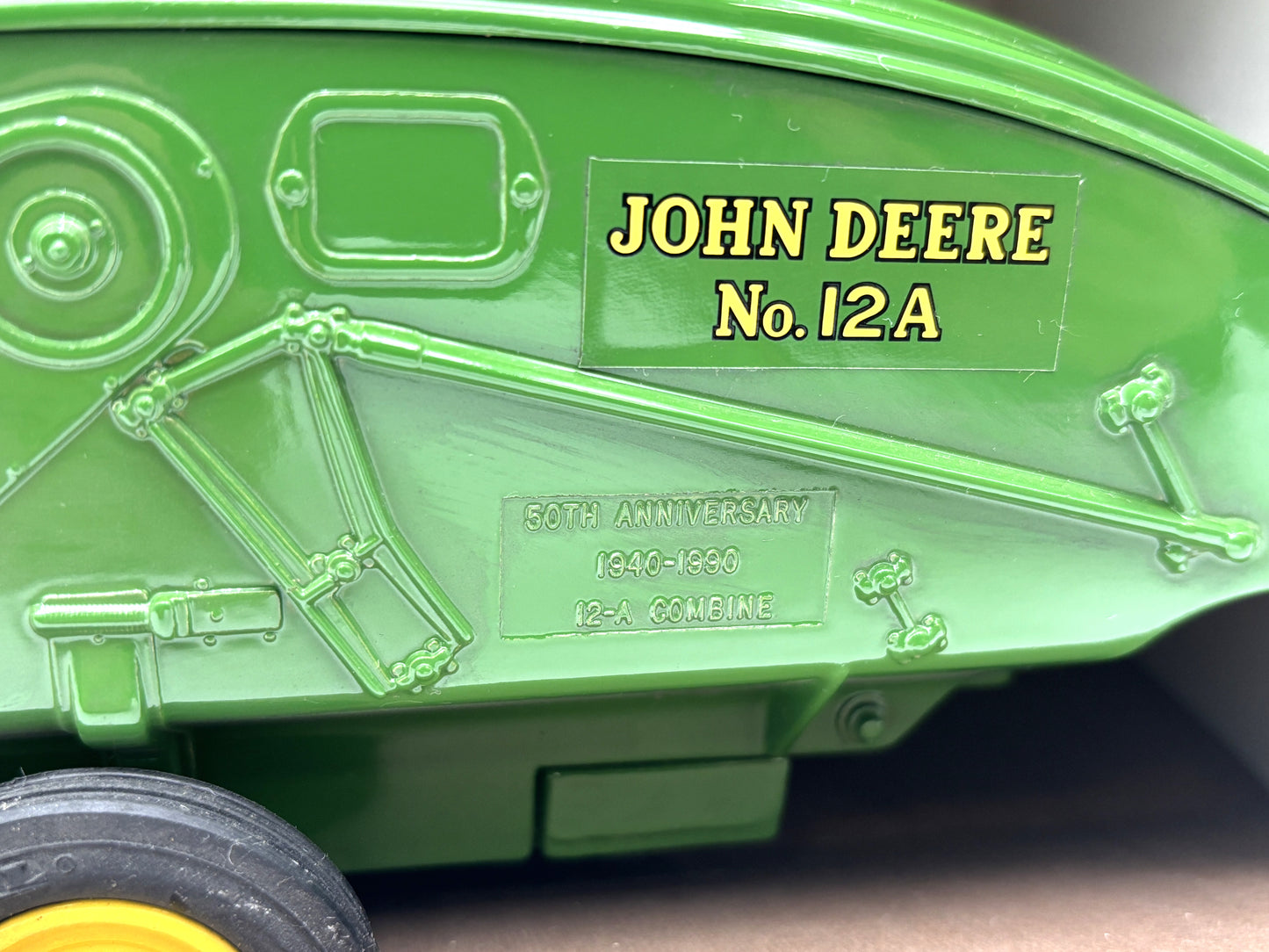1/16 John Deere 1940 12A Combine